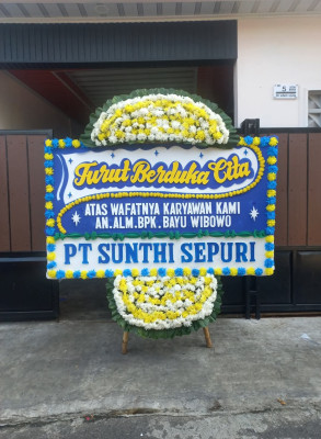 Papan Bunga Duka di Karang Pule