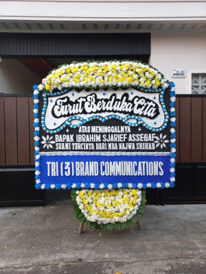 Papan Bunga Duka di Karang Pule
